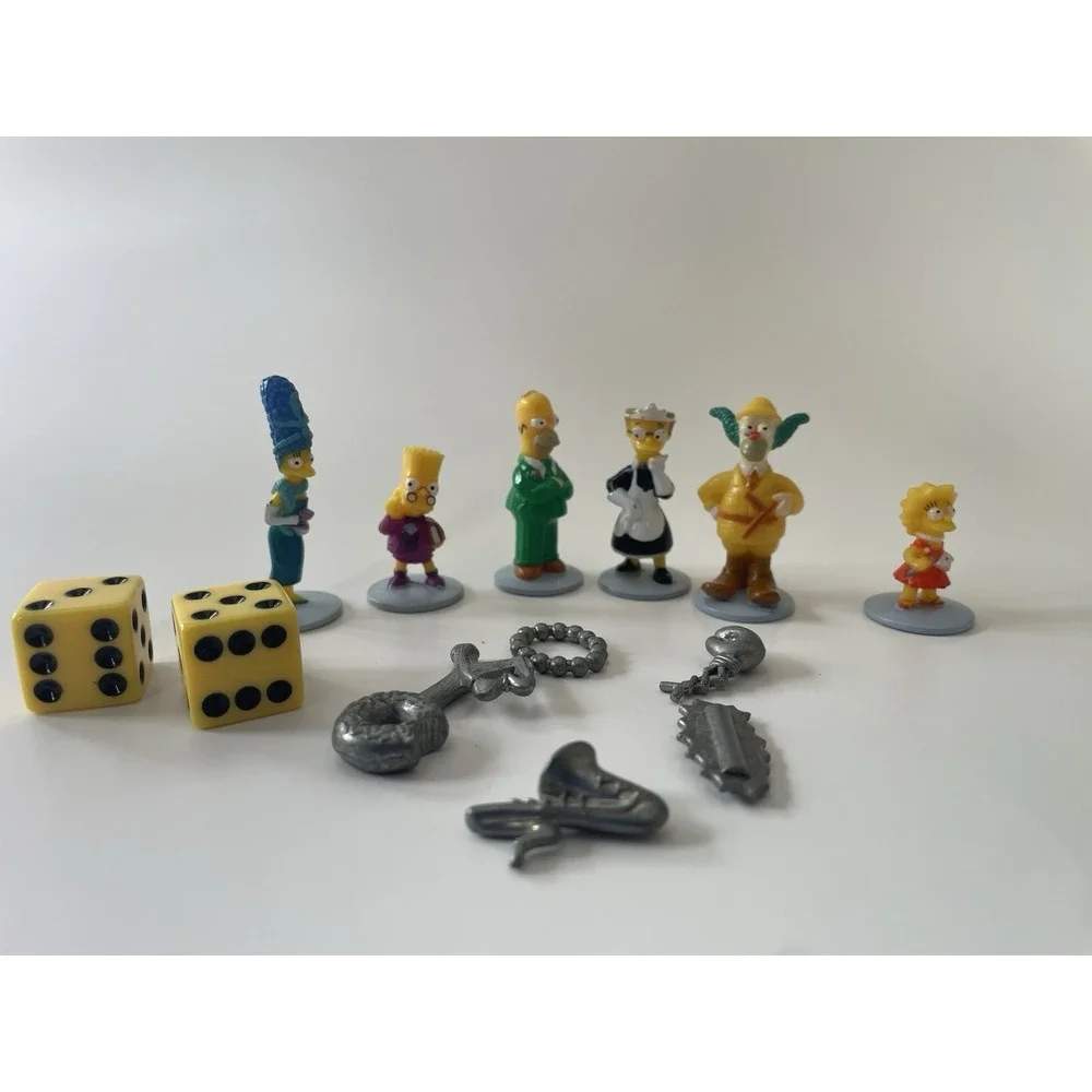 Replacement Pieces The Simpsons CLUE 2002 2nd Edition Board Game Parts - Picture 5 of 6